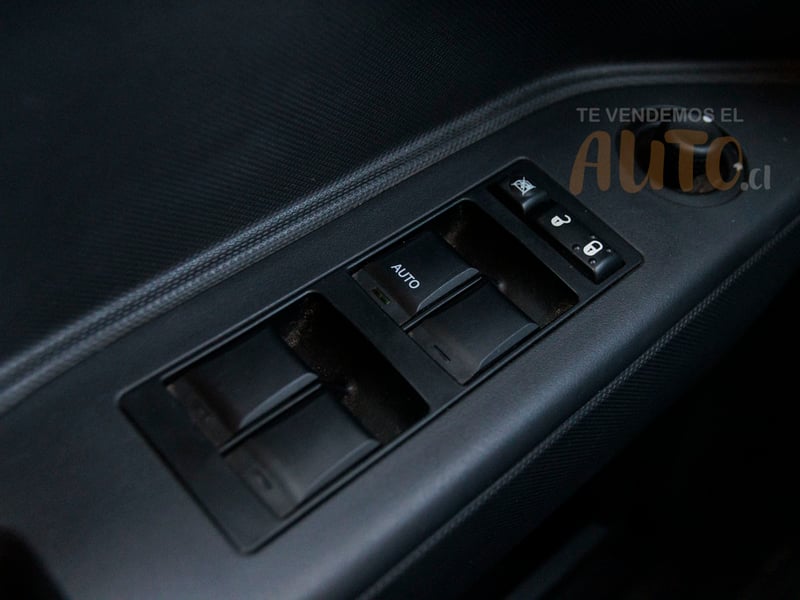 Dodge CALIBER 2008 - Imagen 14 de 14