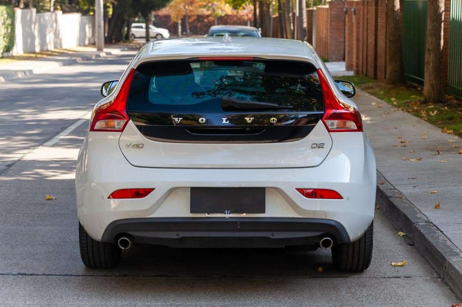 VOLVO V40 2019 - Imagen 4 de 18