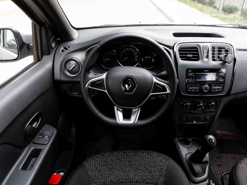 Renault Symbol 2023 - Imagen 15 de 15