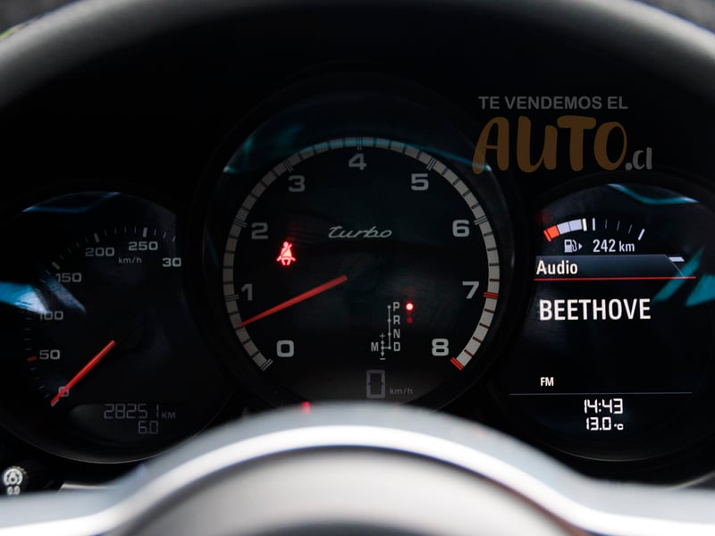 Porsche Macan Turbo 2021 - Imagen 10 de 19