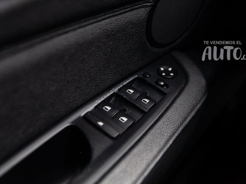 BMW X5 2010 - Imagen 17 de 20