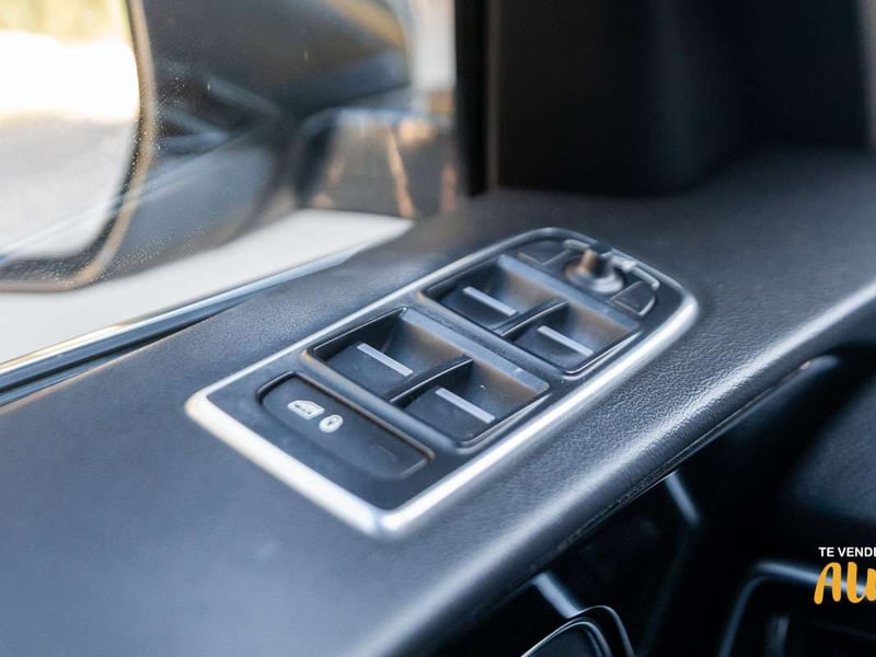 Jaguar F-Pace 2018 - Imagen 18 de 20