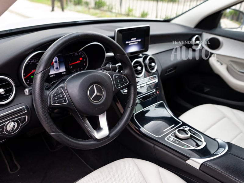 Mercedes-Benz C180 2018 - Imagen 7 de 20