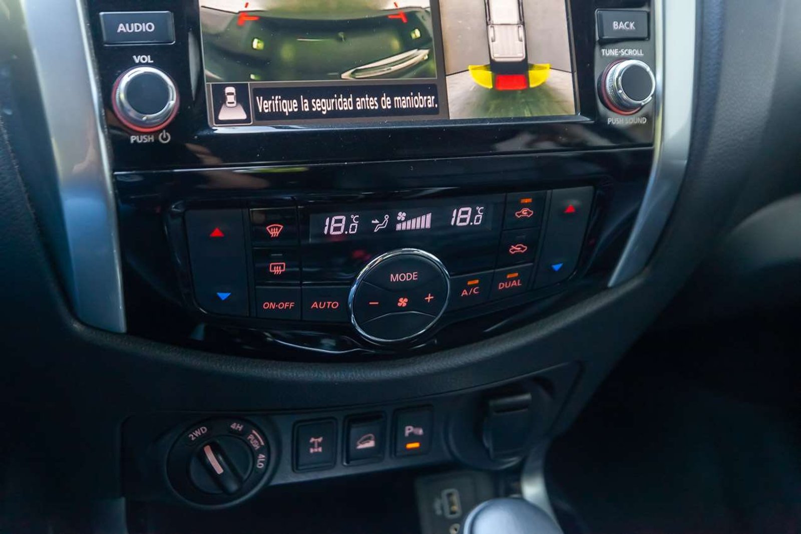 NISSAN Navara 2021 - Imagen 12 de 18