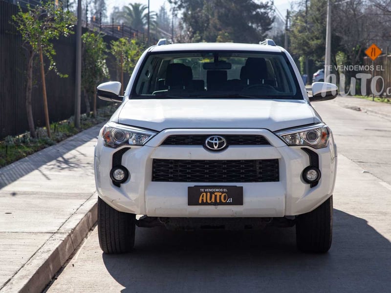 Toyota 4RUNNER 2018