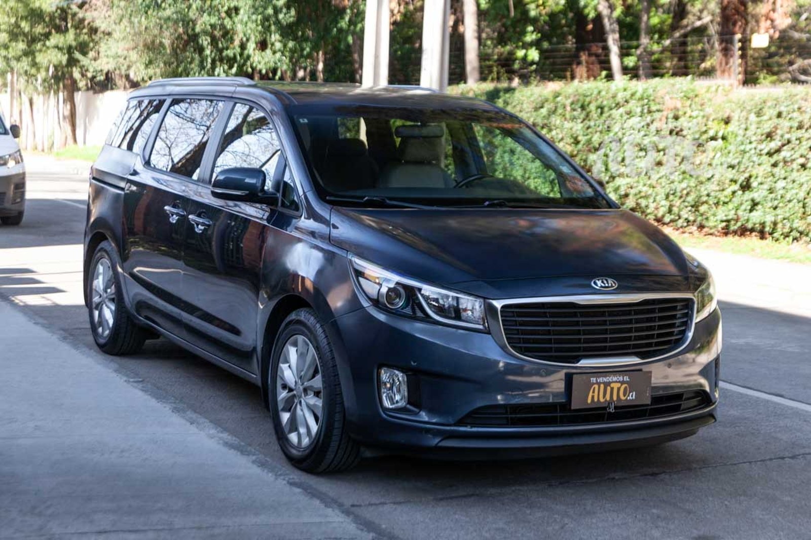 Kia Grand Carnival 2016 - Imagen 6 de 18