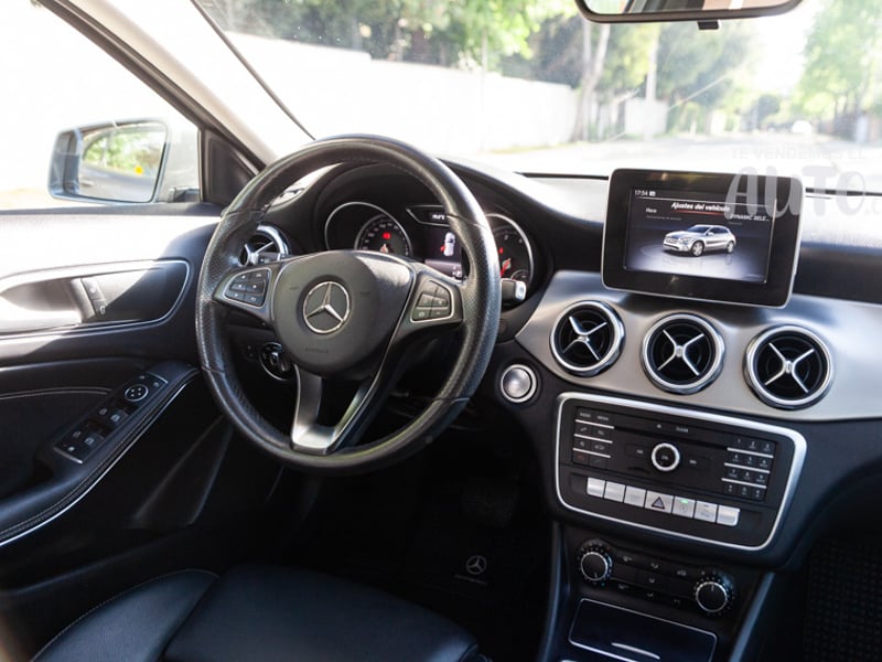 Mercedes-Benz GLA200 2019 - Imagen 17 de 18