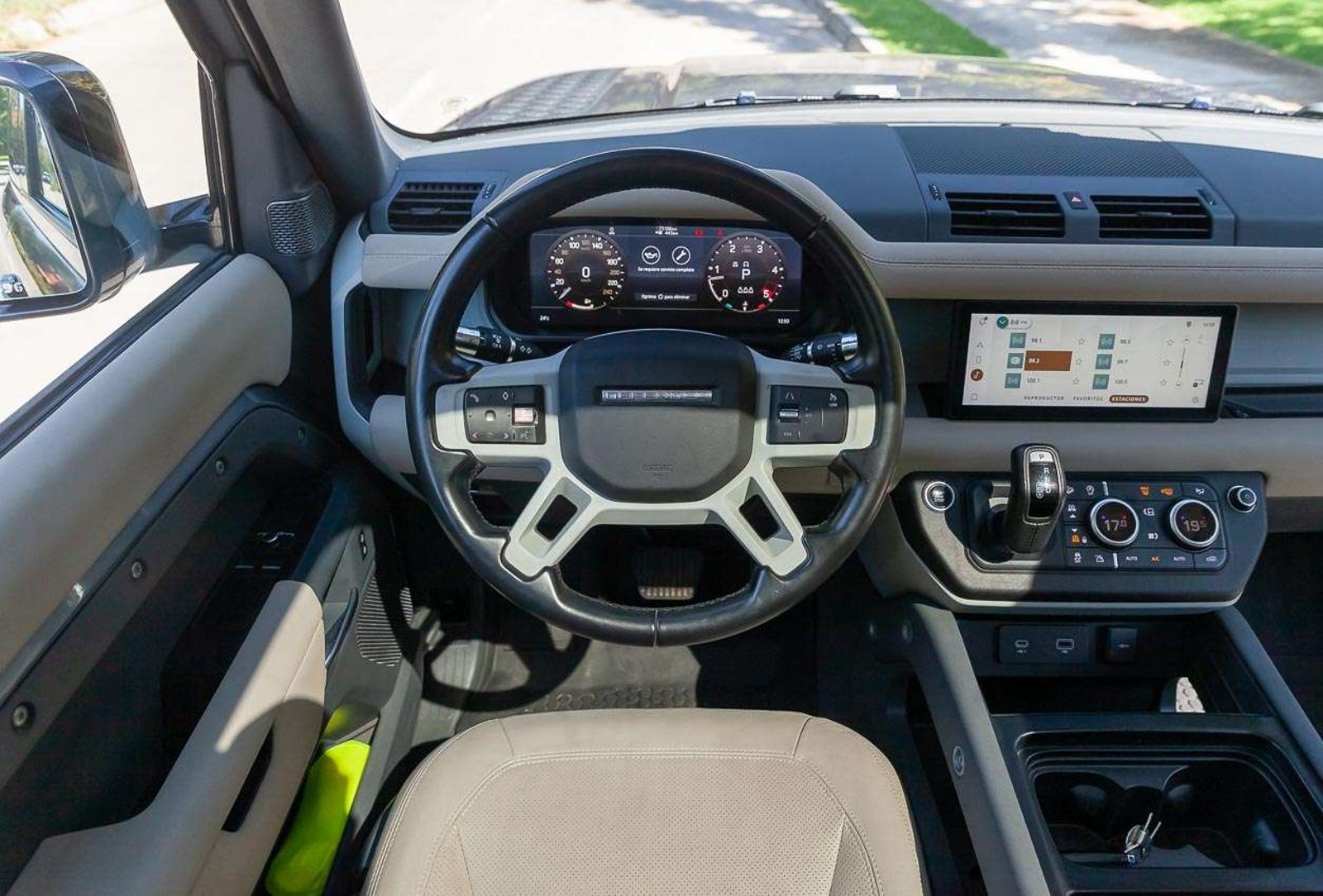 LAND ROVER Defender 2022 - Imagen 17 de 17