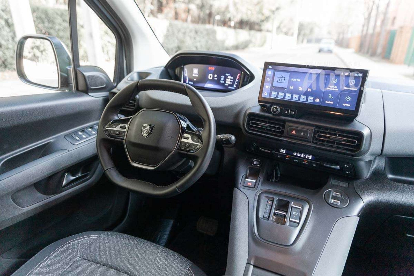 Peugeot Rifter 2025 - Imagen 17 de 17