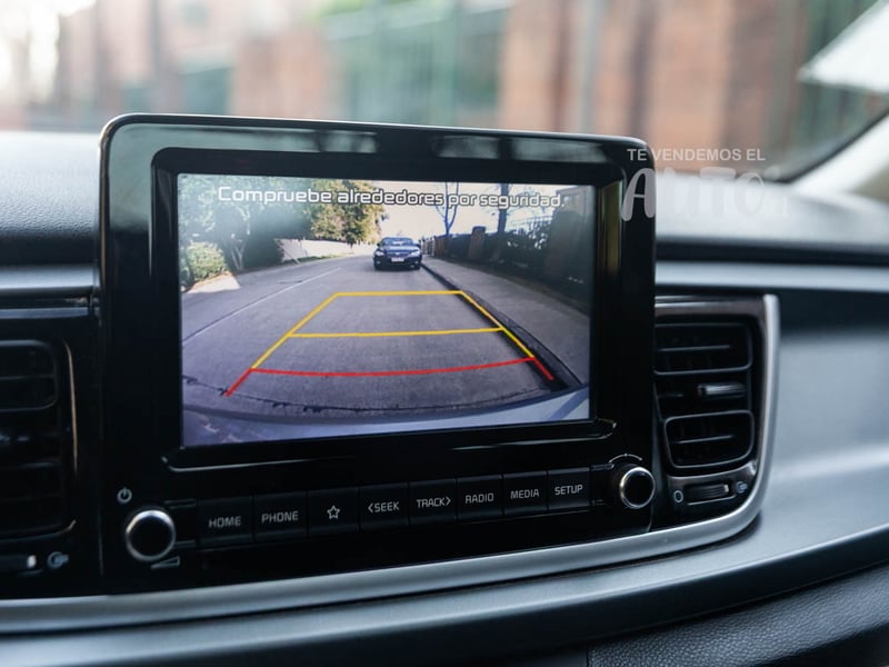 Kia Rio4 2022 - Imagen 12 de 18