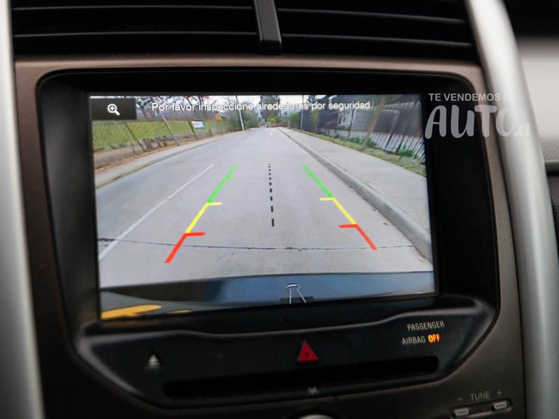 Ford Edge 2015 - Imagen 13 de 20