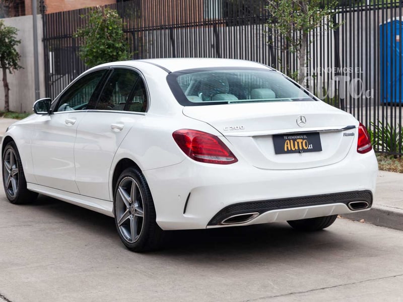Mercedes-Benz C200 2017 - Imagen 3 de 20