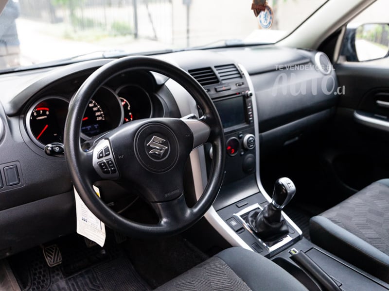 Suzuki Grand Vitara 2018 - Imagen 7 de 17