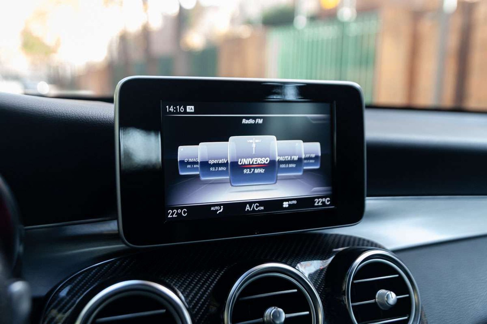 MERCEDES BENZ GLC300 2019 - Imagen 10 de 19
