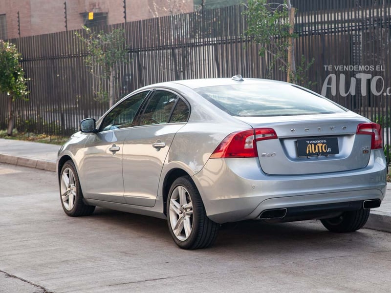 Volvo S60 2018 - Imagen 3 de 17