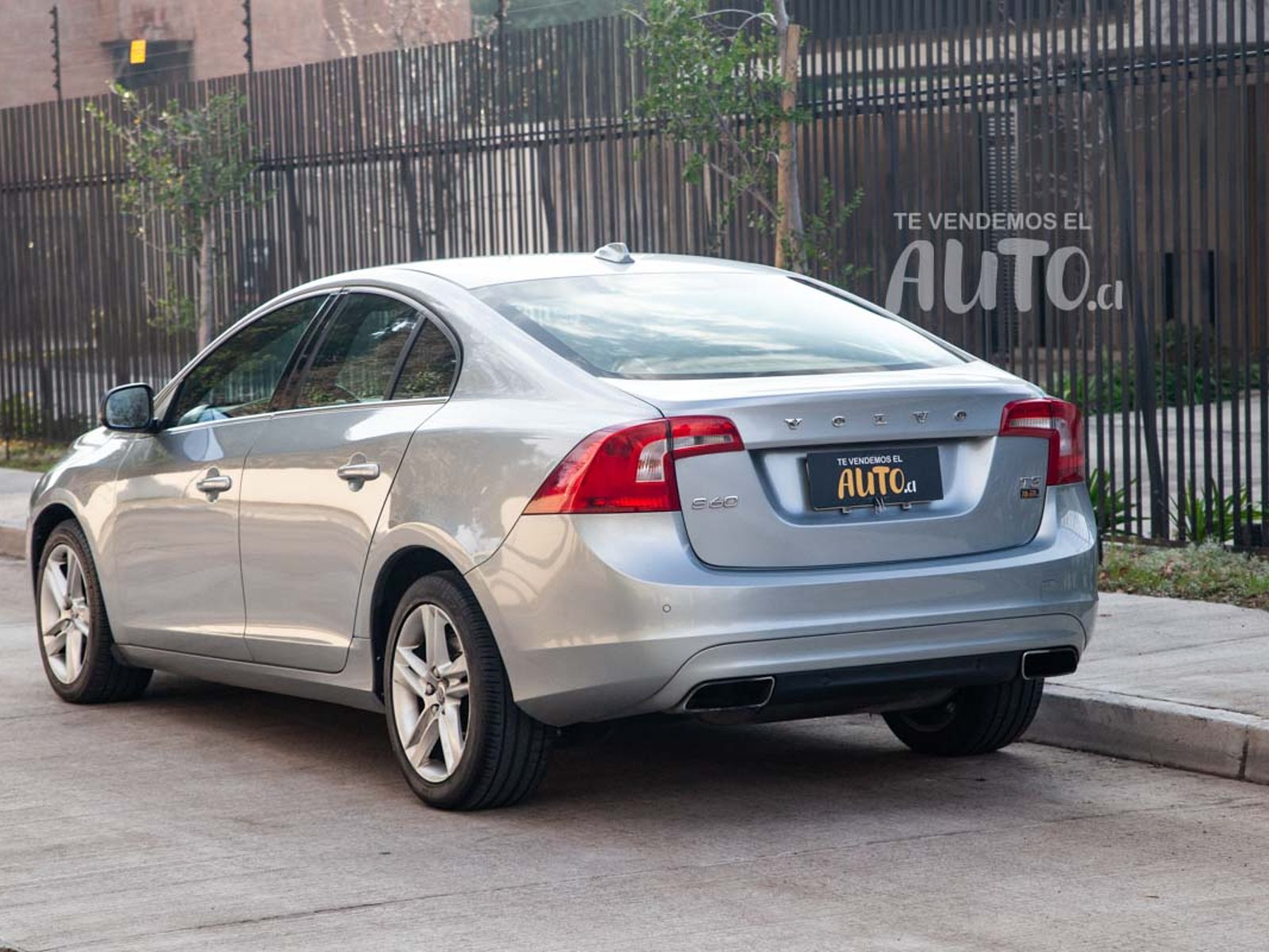 Volvo S60 2018 - Foto 3 de 17