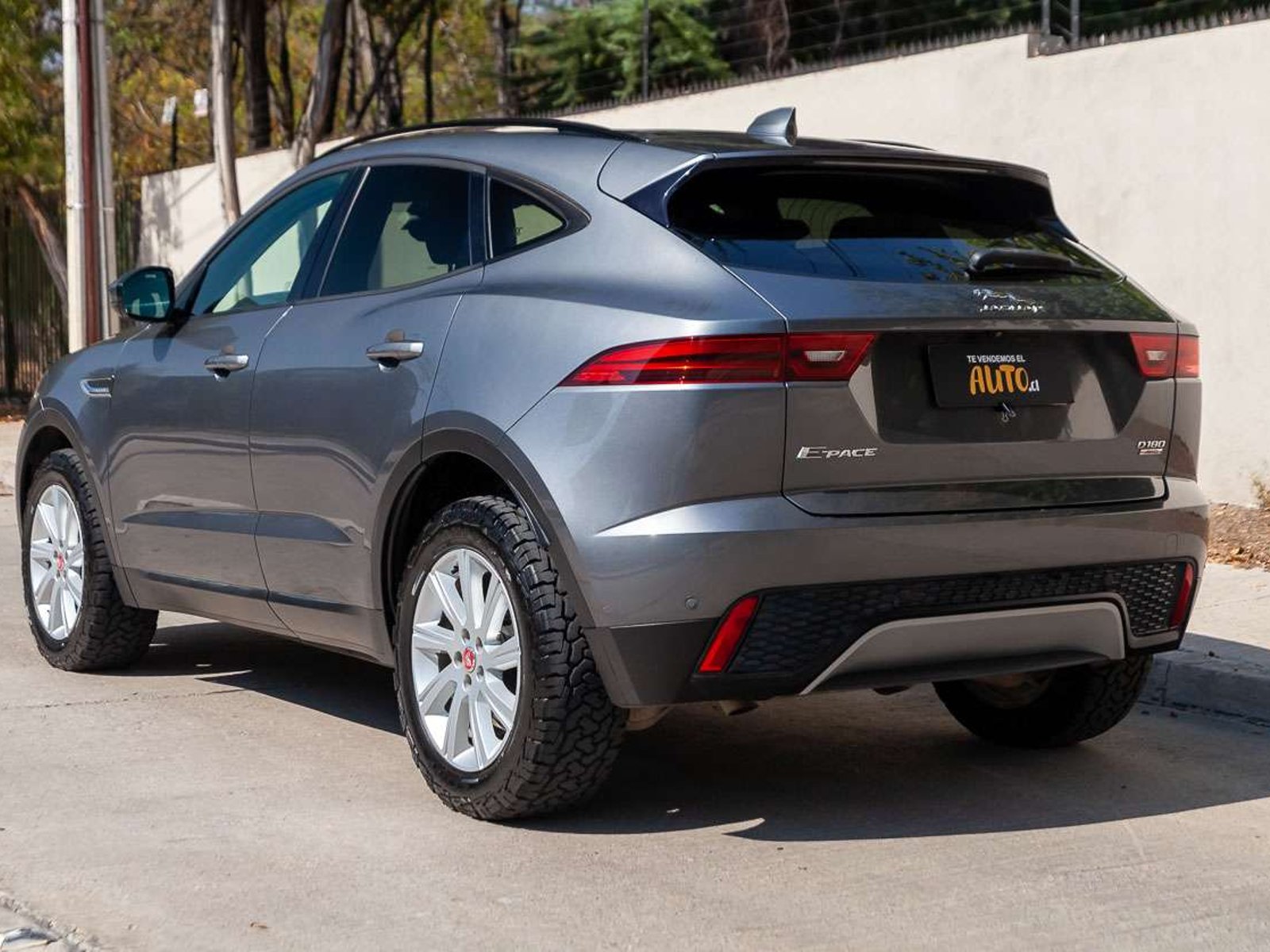 Jaguar E-Pace 2019 - Foto 3 de 17