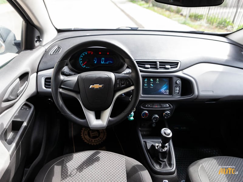 Chevrolet Onix 2017 - Imagen 16 de 16