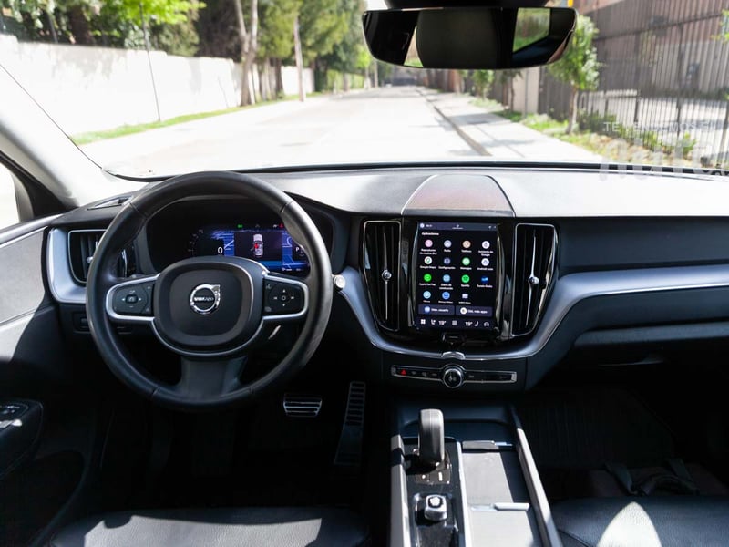 Volvo XC60 2022 - Imagen 17 de 19
