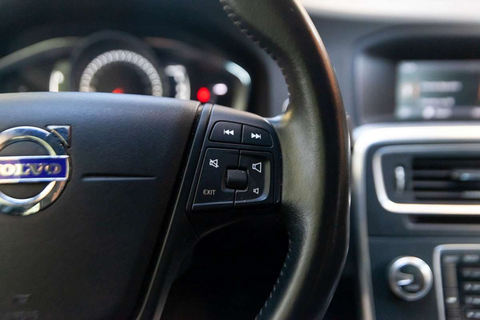 VOLVO S60 2018 - Imagen 10 de 16