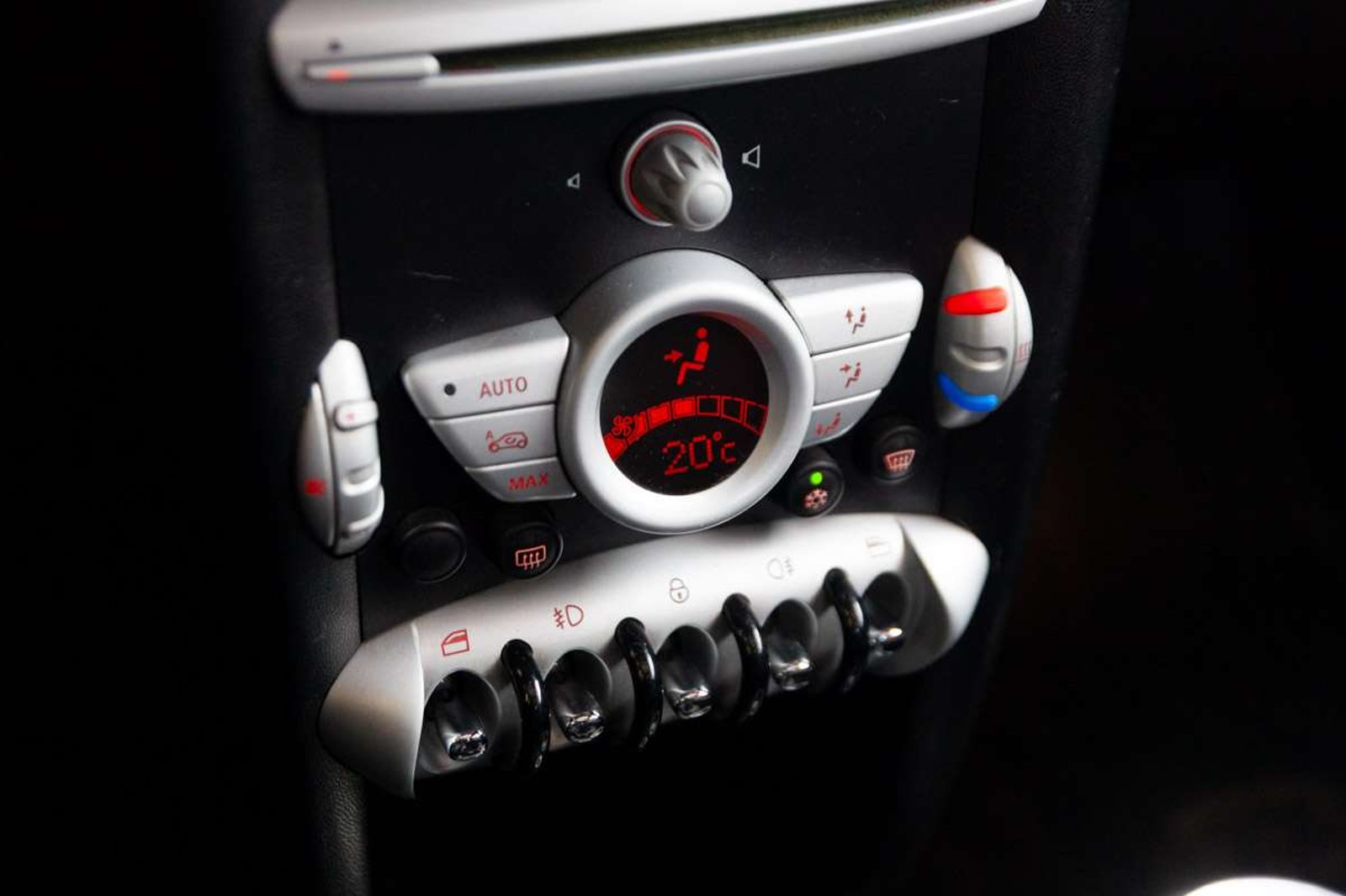 MINI Cooper S 2008 - Imagen 12 de 16
