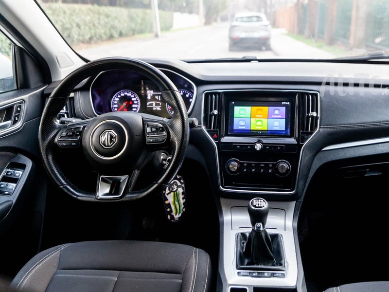 MG RX5 2021 - Imagen 17 de 19