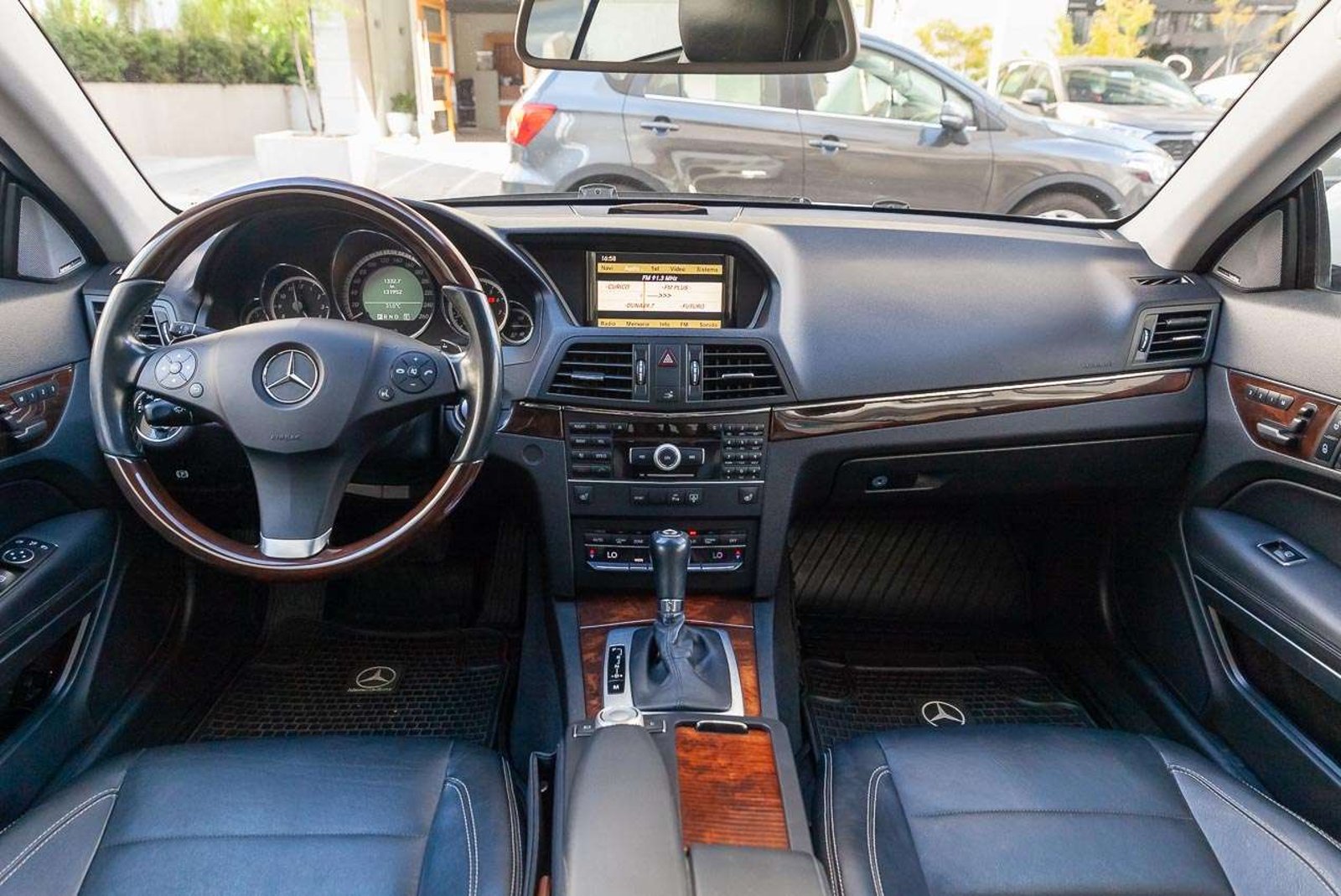 MERCEDES E500 2011 - Imagen 18 de 20