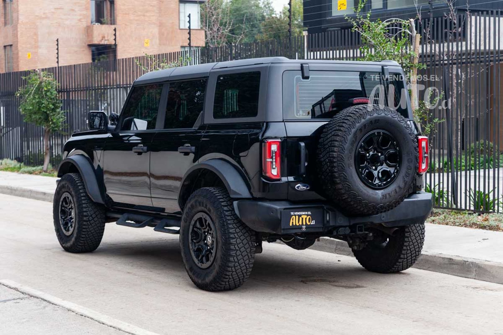 Ford Bronco 2025 - Imagen 3 de 19