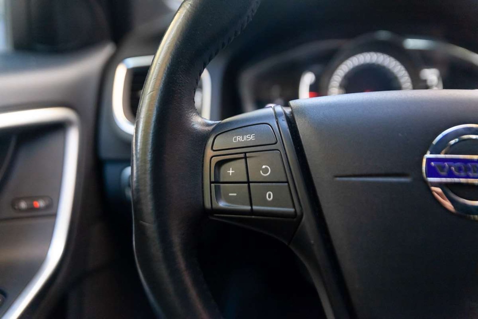 VOLVO S60 2018 - Imagen 9 de 16
