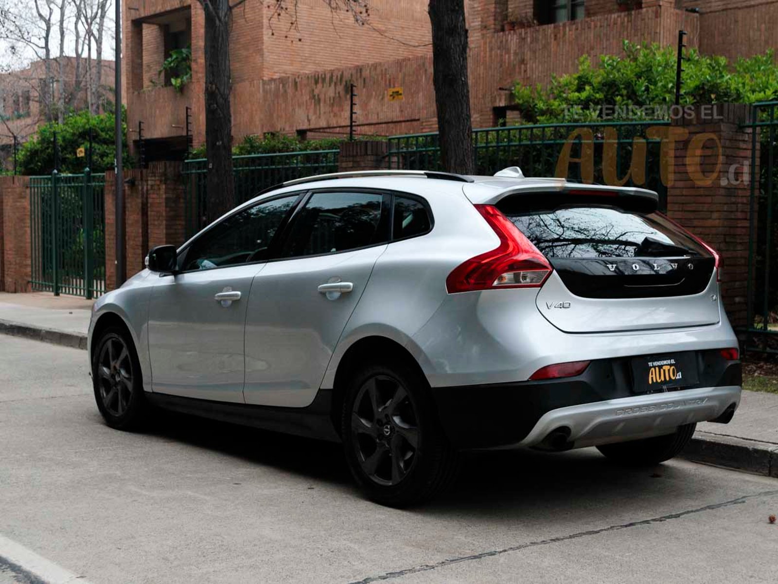 Volvo V40 2016 - Foto 3 de 17