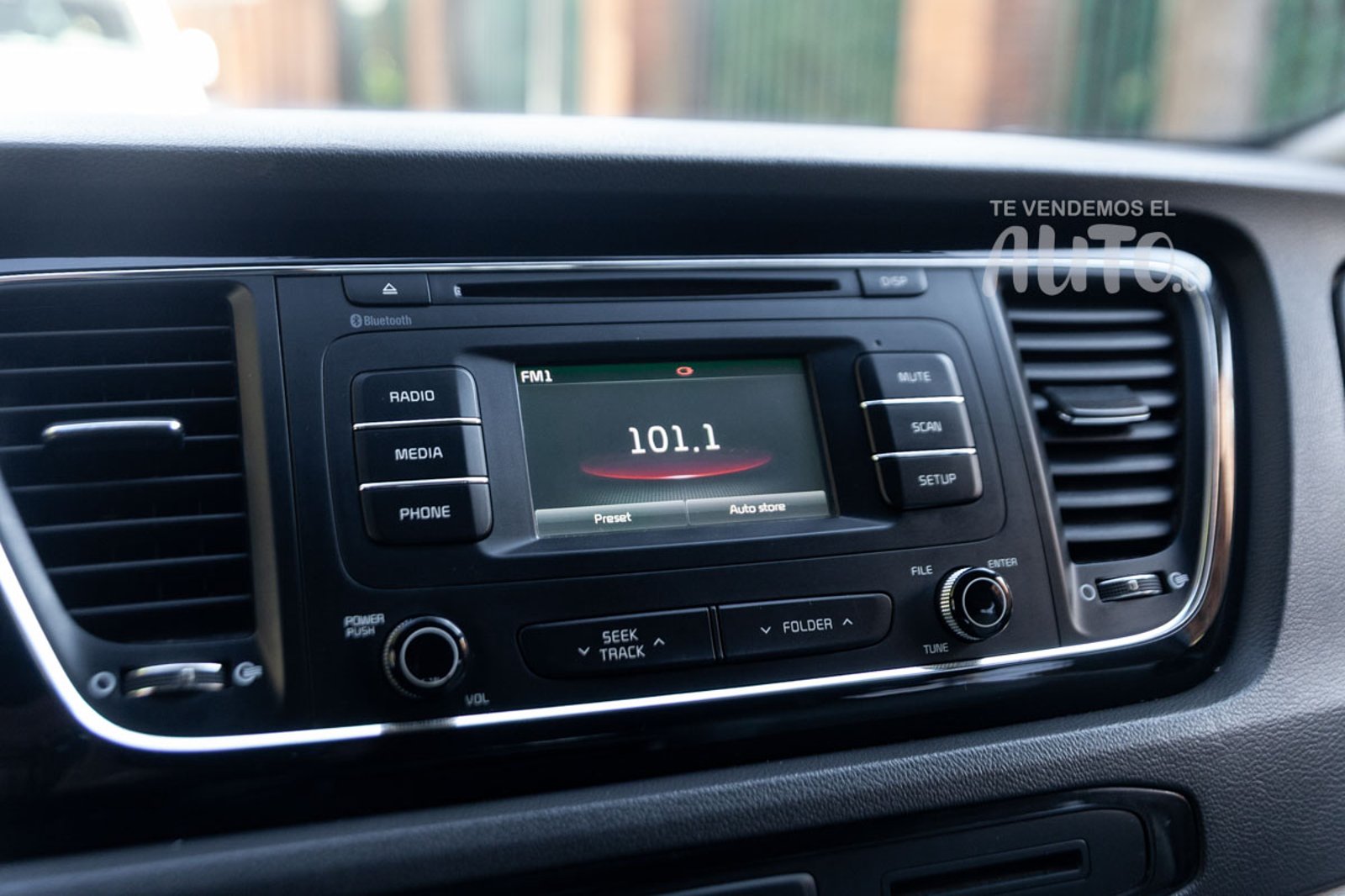Kia Grand Carnival 2016 - Imagen 11 de 18