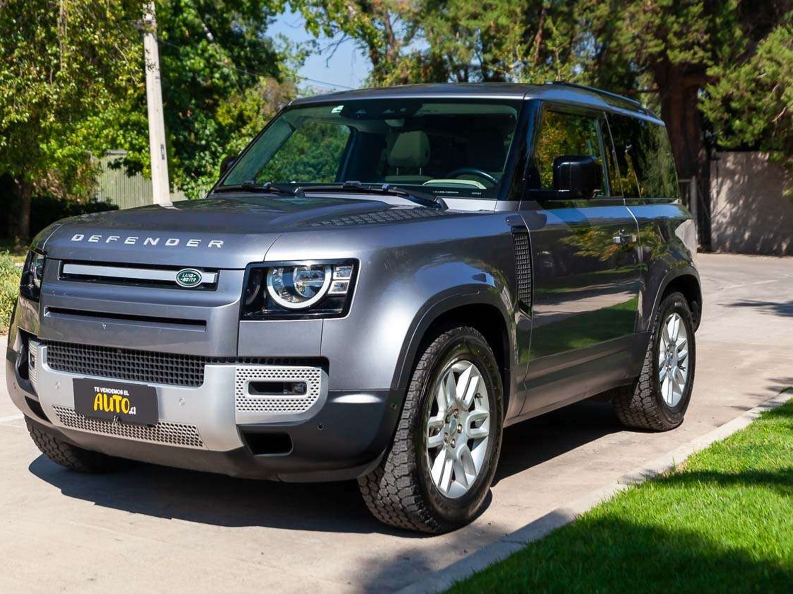 Land Rover Defender 2022 - Foto 2 de 18