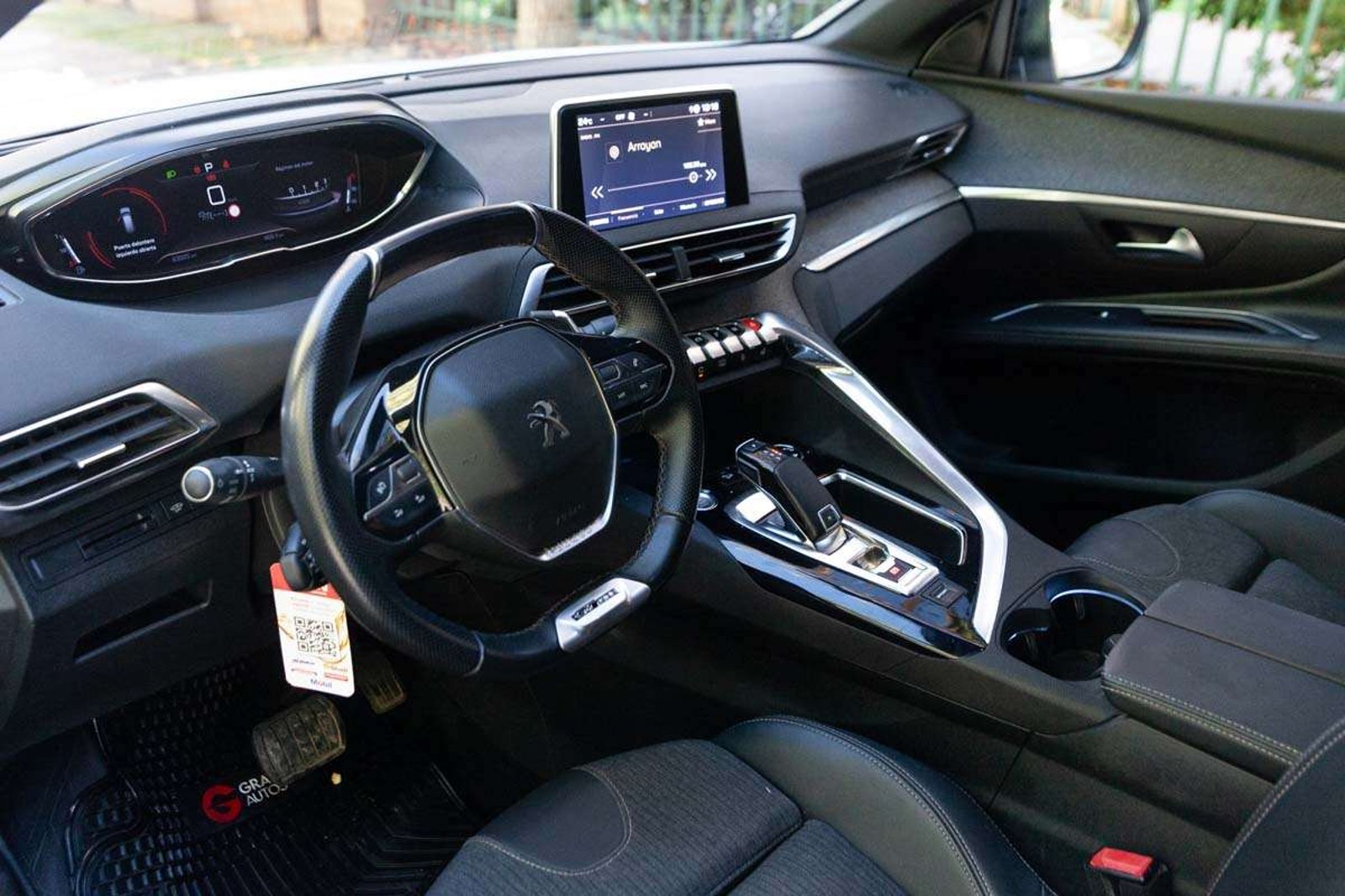 PEUGEOT 5008 2021 - Imagen 7 de 18