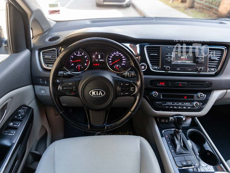 Kia Grand Carnival 2016 - Imagen 18 de 18