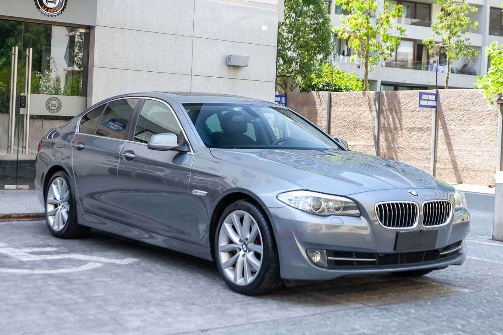 BMW 550i 2011 - Imagen 6 de 18