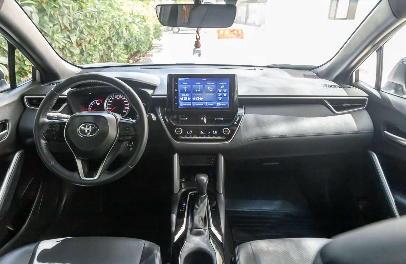 TOYOTA Corolla Cross 2022 - Imagen 15 de 17