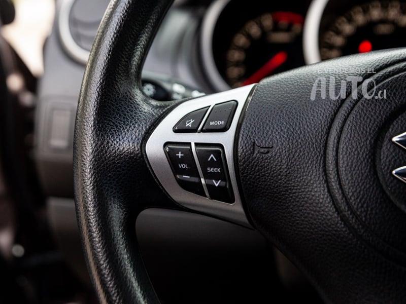Suzuki Grand Vitara 2016 - Imagen 9 de 17