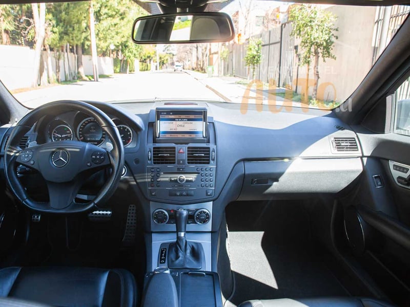 Mercedes-Benz C63 AMG 2011 - Imagen 20 de 20