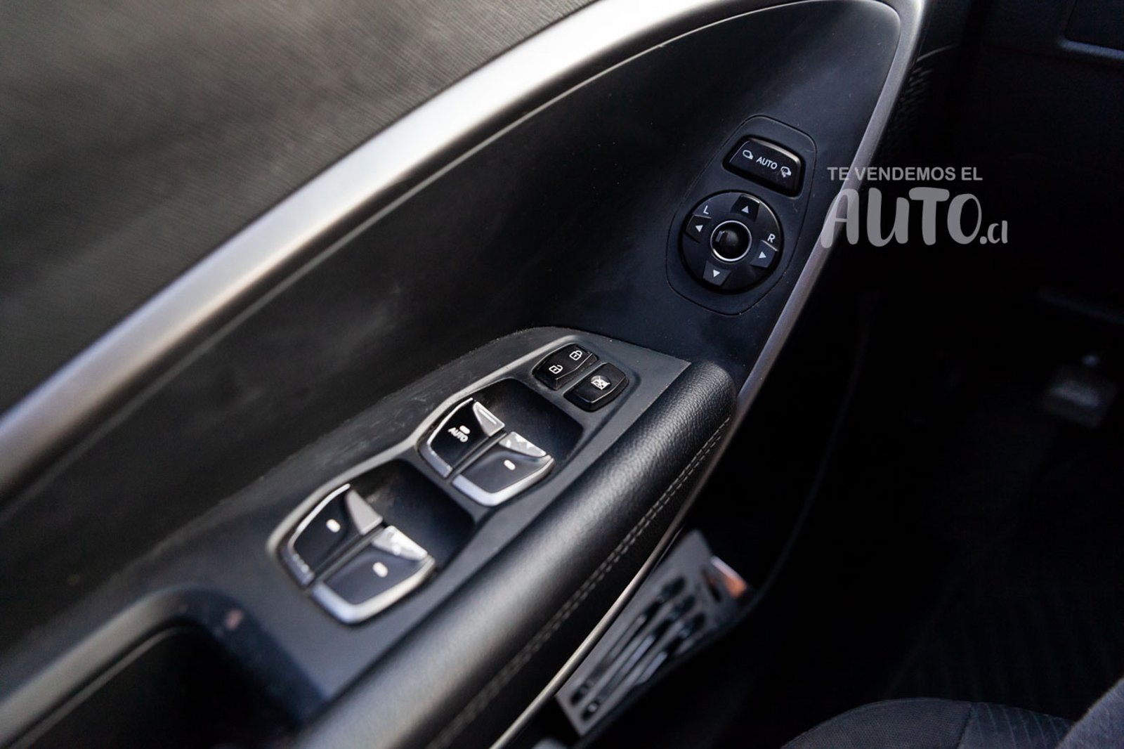 Hyundai Santa Fe 2016 - Imagen 15 de 18