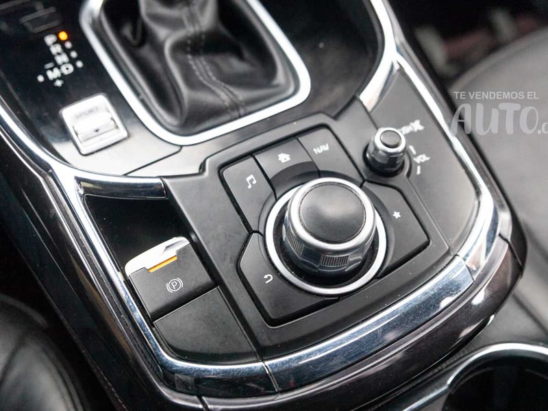 Mazda CX-9 2018 - Imagen 17 de 20