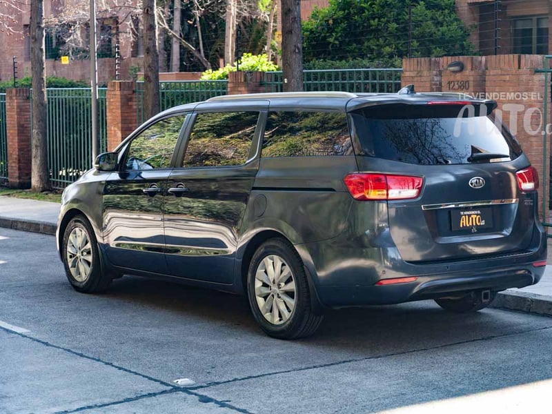 Kia Grand Carnival 2016 - Imagen 3 de 18