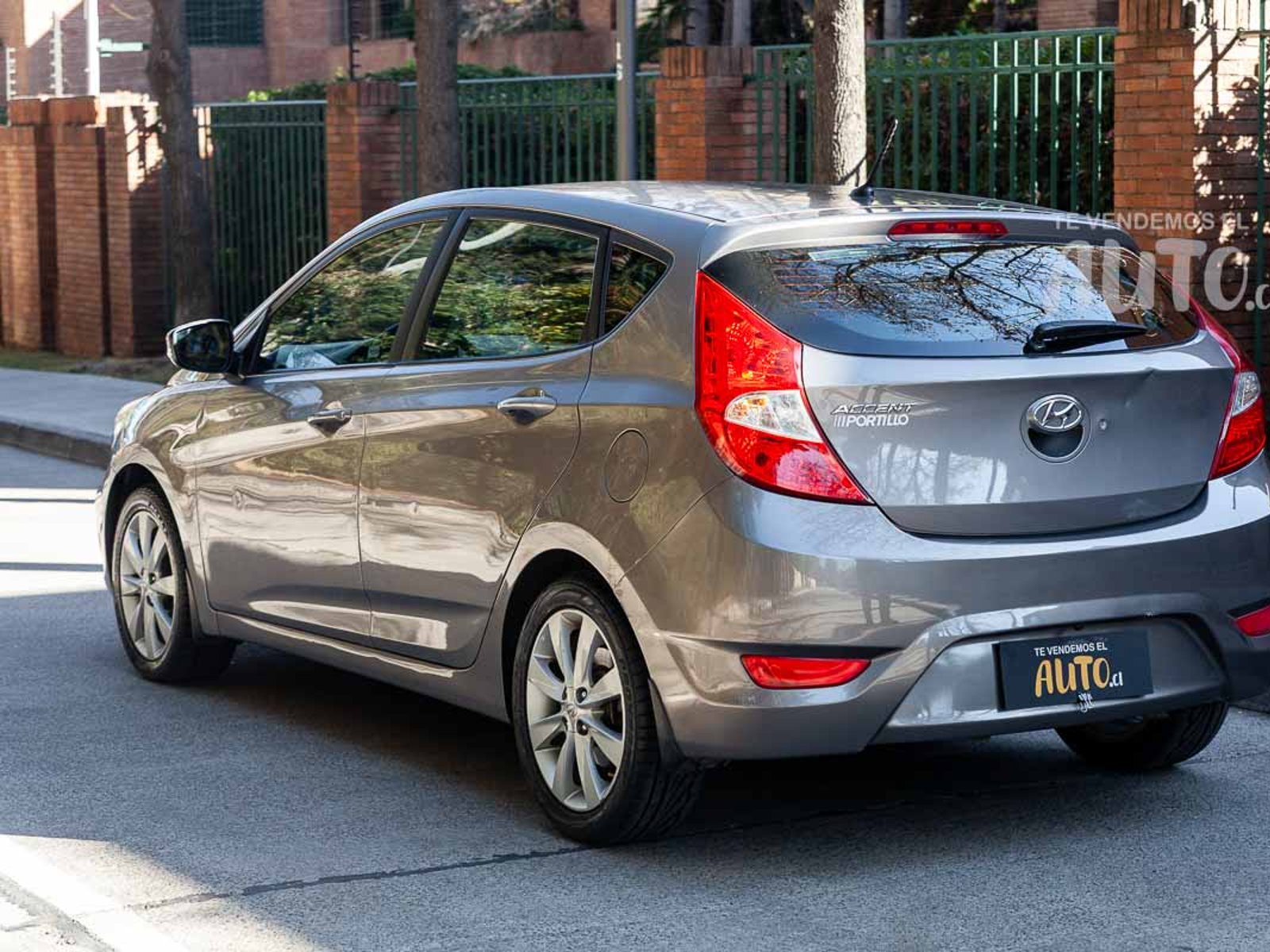 Hyundai Accent 2018 - Foto 3 de 18