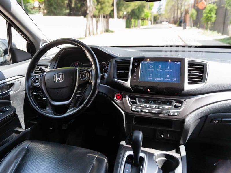 Honda Ridgeline 2017 - Imagen 19 de 20