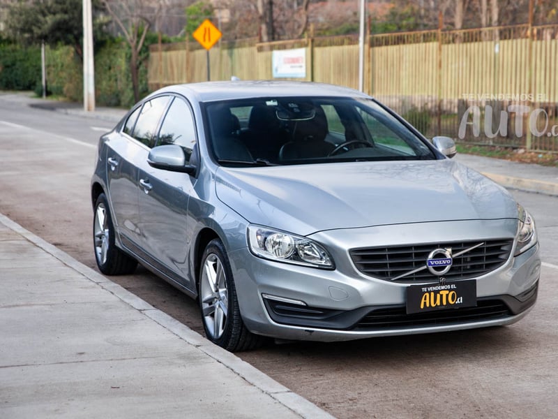 Volvo S60 2018 - Imagen 6 de 17