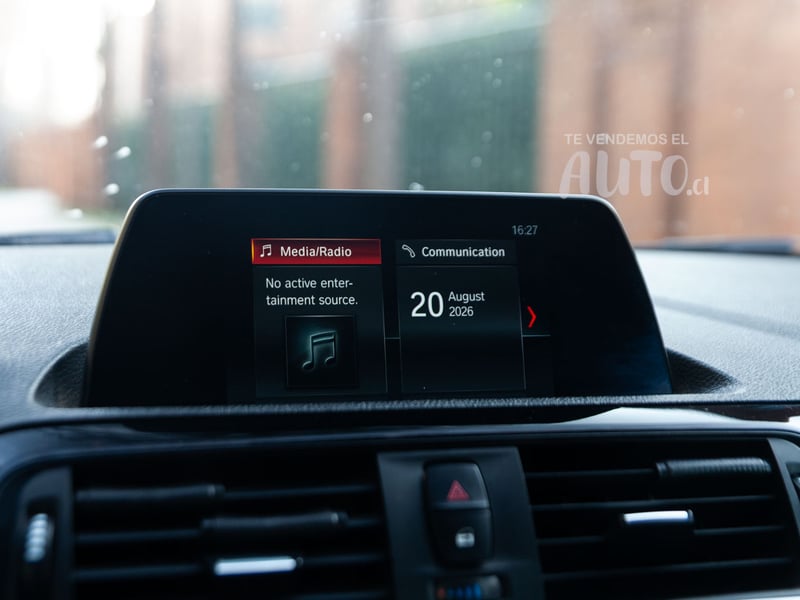 BMW 220I 2018 - Imagen 12 de 19