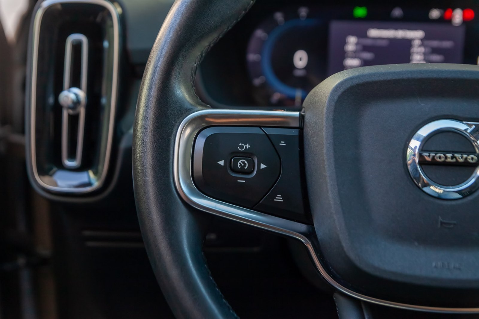 Volvo XC40 2023 - Imagen 10 de 19