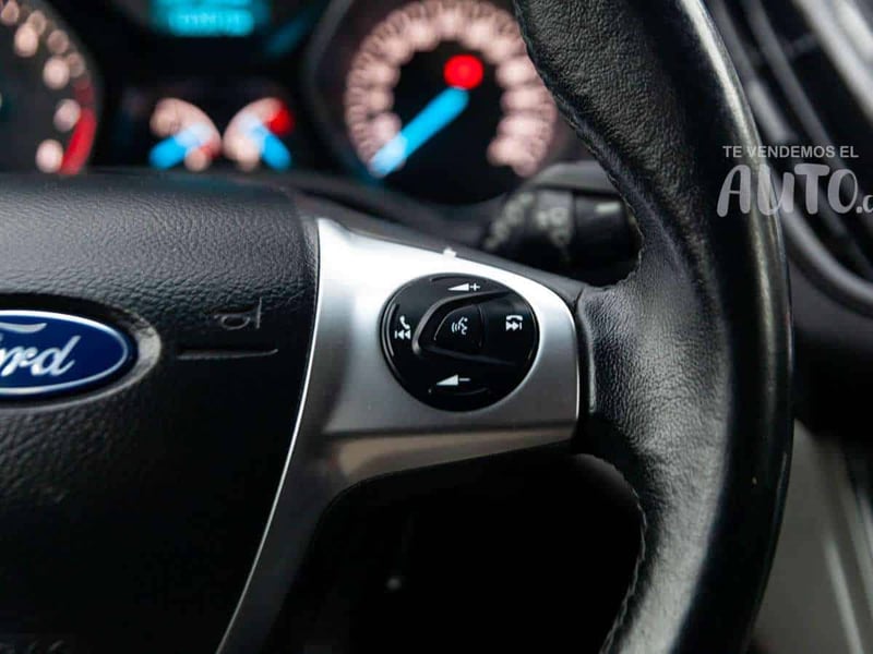 Ford Escape 2015 - Imagen 10 de 17