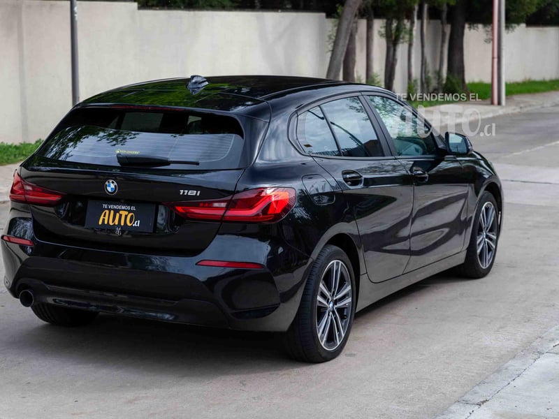 BMW 118i 2021 - Imagen 5 de 18