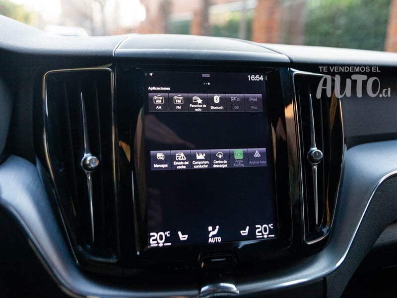 Volvo XC60 2021 - Imagen 12 de 18