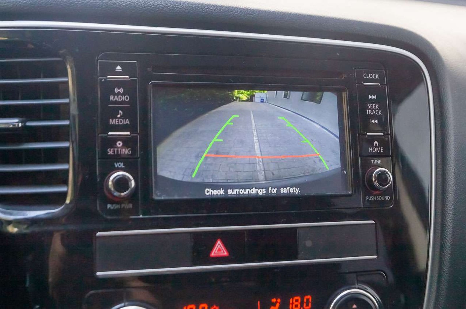 MITSUBISHI Outlander 2020 - Imagen 12 de 19